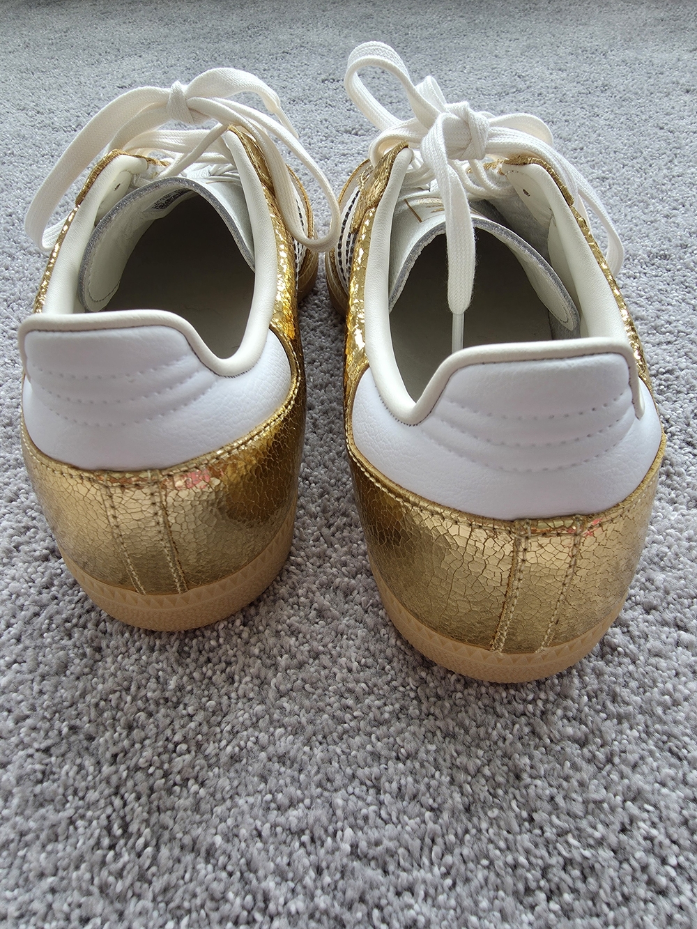 adidas Metallic Gold Samba with White Stripes - Picture 4 of 6